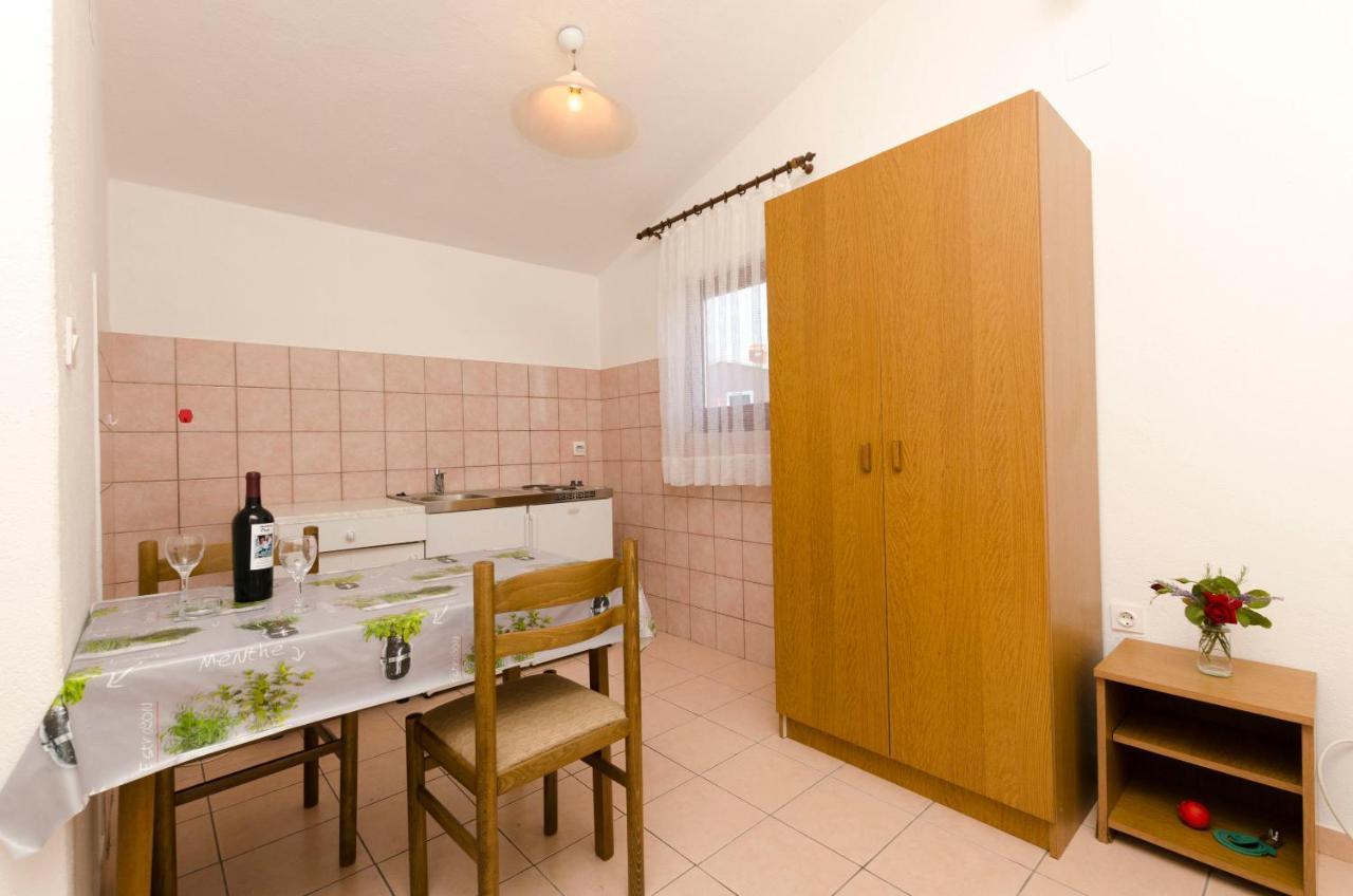 Apartments Mirko Трогир Номер фото